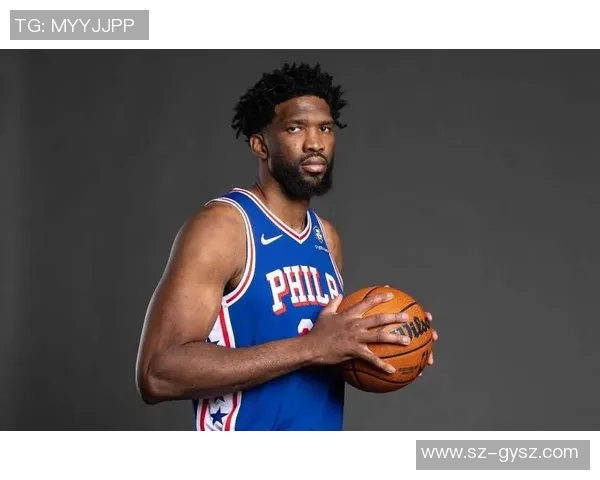 恩比德领衔76人挑战雄鹿巨头争夺东部霸主地位的激烈对决 恩比德领衔76人挑战雄鹿巨头争夺东部霸主地位的激烈对决