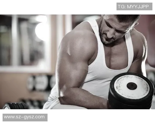 哑铃锻炼下胸肌的有效方法与详细图解指导